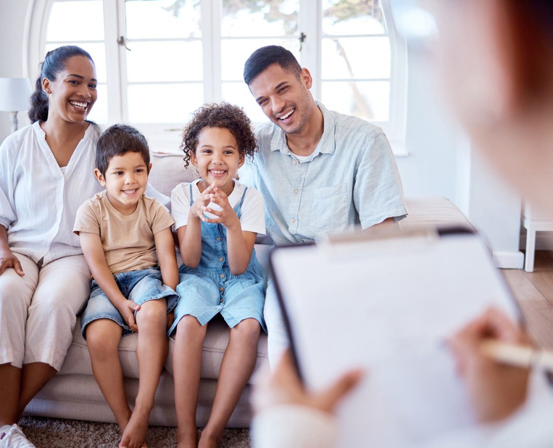 Family signing up for life insurance in Boardman, OH