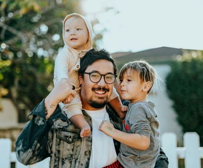 A Family with Low-Cost Home Insurance in Columbiana, OH